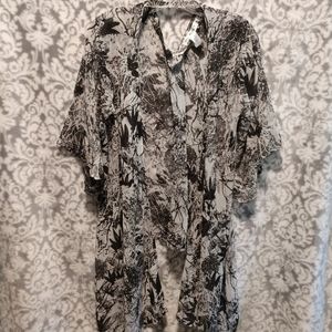 V Back Kimono by Say What?